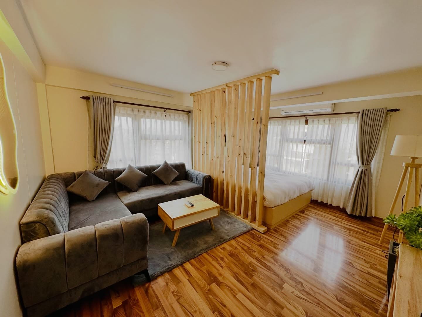 Signature Apartment picture 1