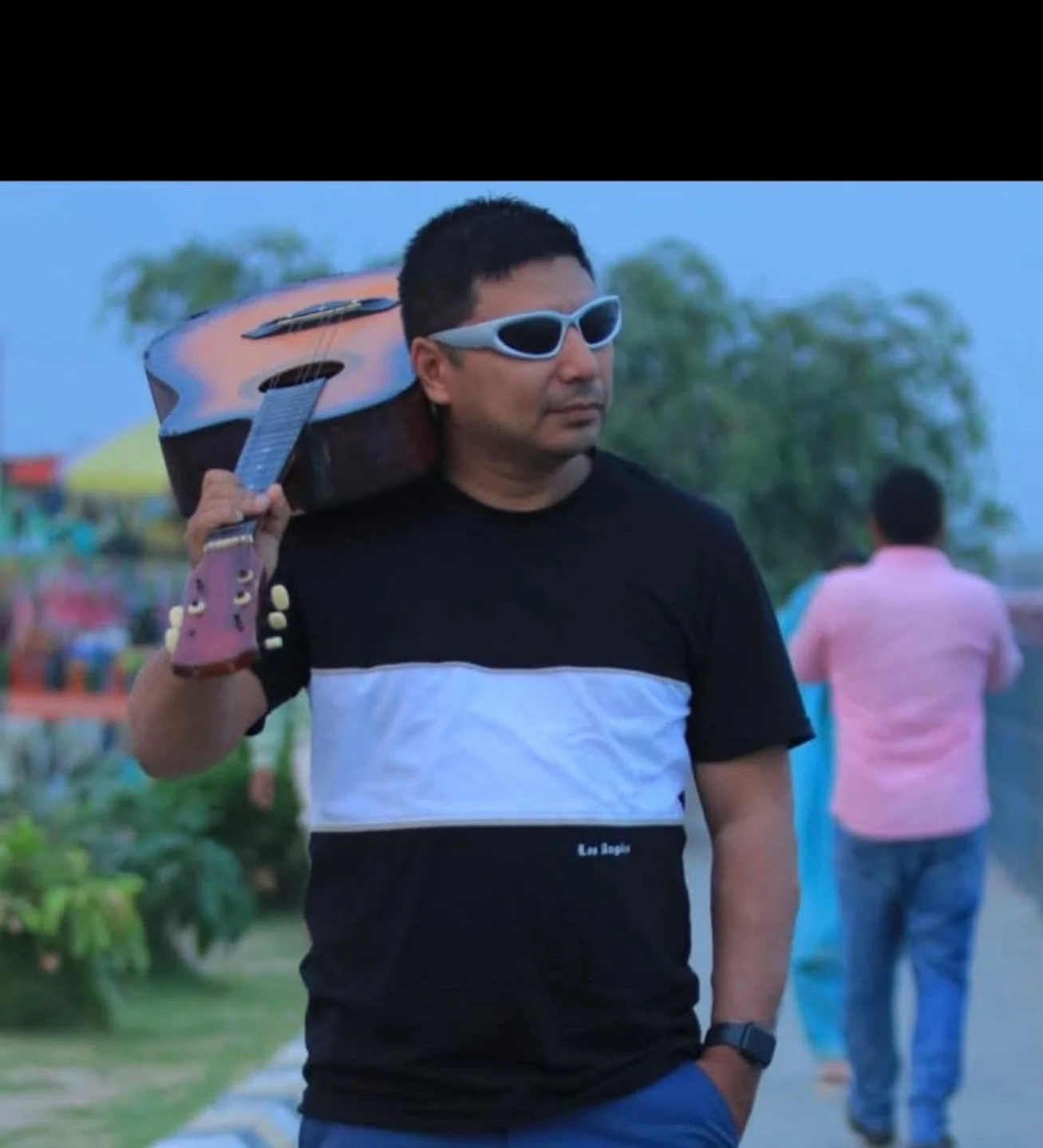 Raghu Rajbhandari, 当地伙伴